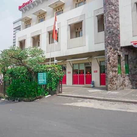 Residences By Reddoorz Near Maranatha University Bandung Exterior photo